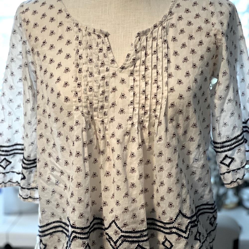 Boho Black & White Print Bell Sleeves Cotton Medium Top Preloved! So comfy!